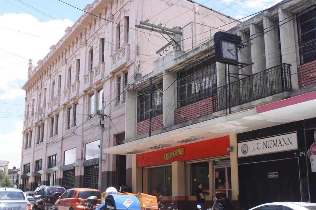Hotel Kasa Kamelot Quetzaltenango Exteriör bild