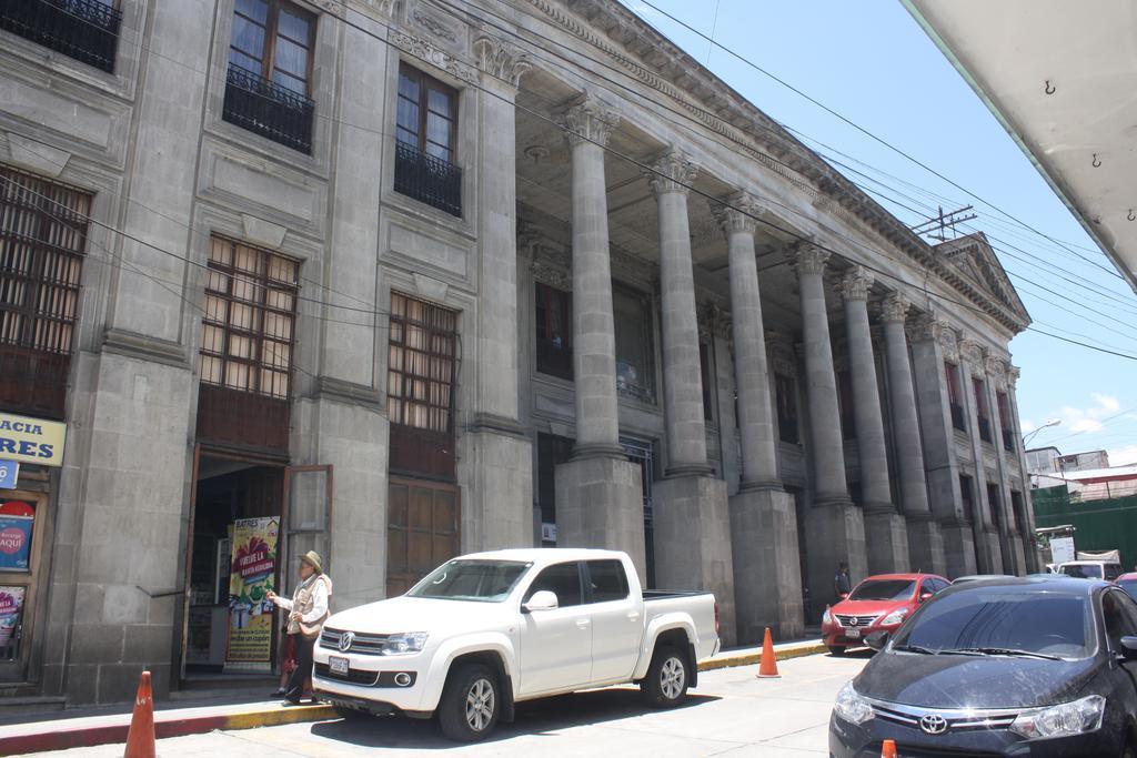 Hotel Kasa Kamelot Quetzaltenango Exteriör bild