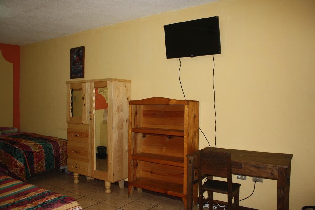 Hotel Kasa Kamelot Quetzaltenango Exteriör bild
