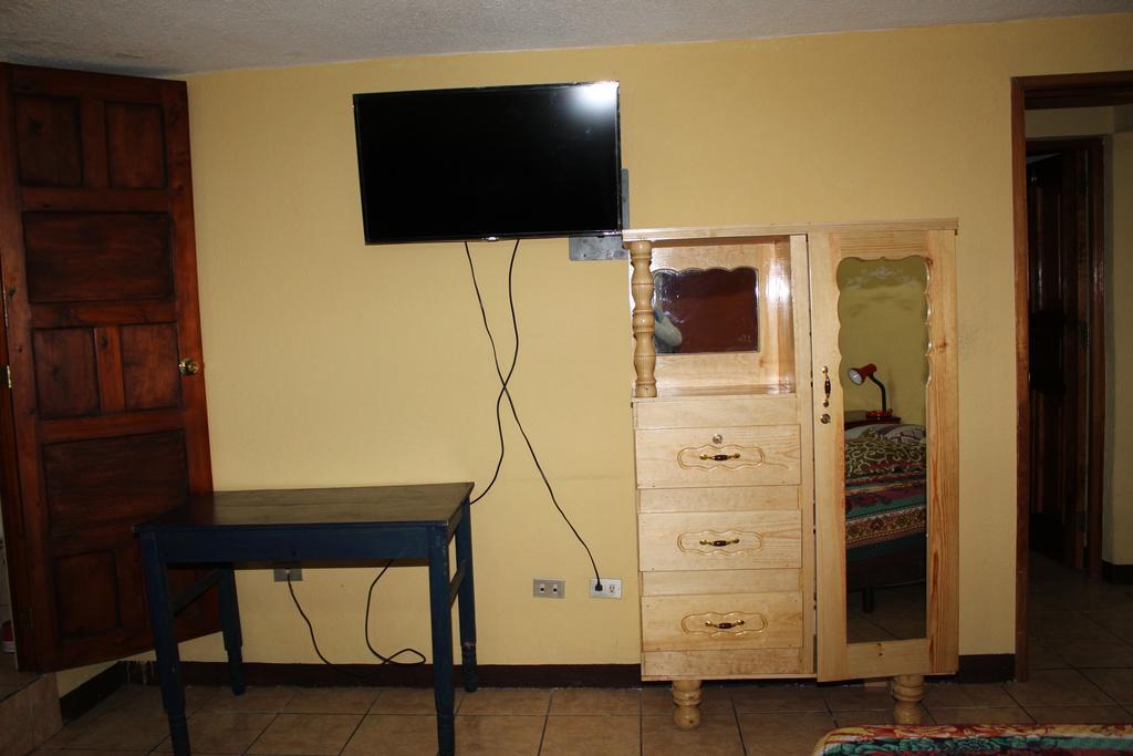 Hotel Kasa Kamelot Quetzaltenango Exteriör bild